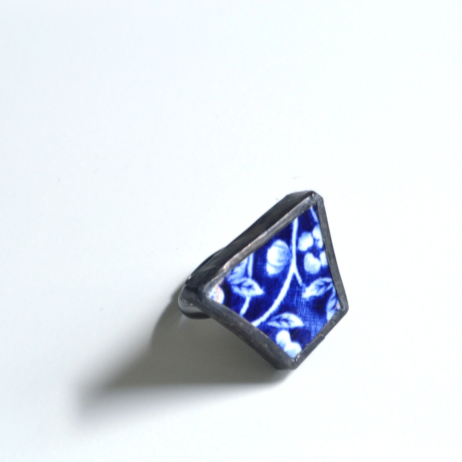 Broken Plate Ring - Blue Calico - Recycled China