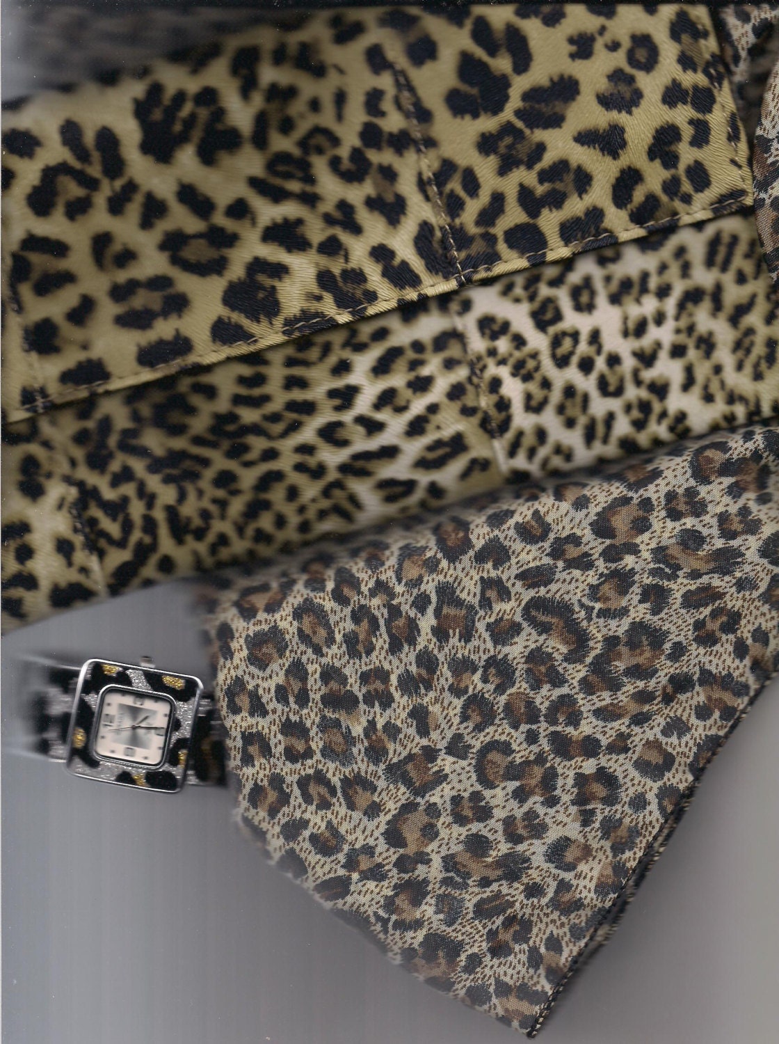 Vintage Accessory Set  In Animal Print