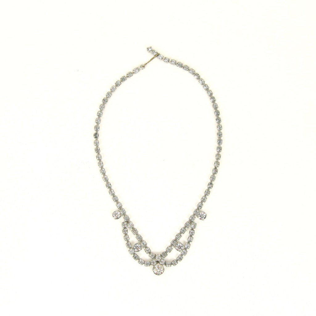 Vintage Bridal Rhinestone Scallop Necklace