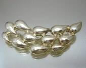 Silver Raindrop Pin Brooch Vintage