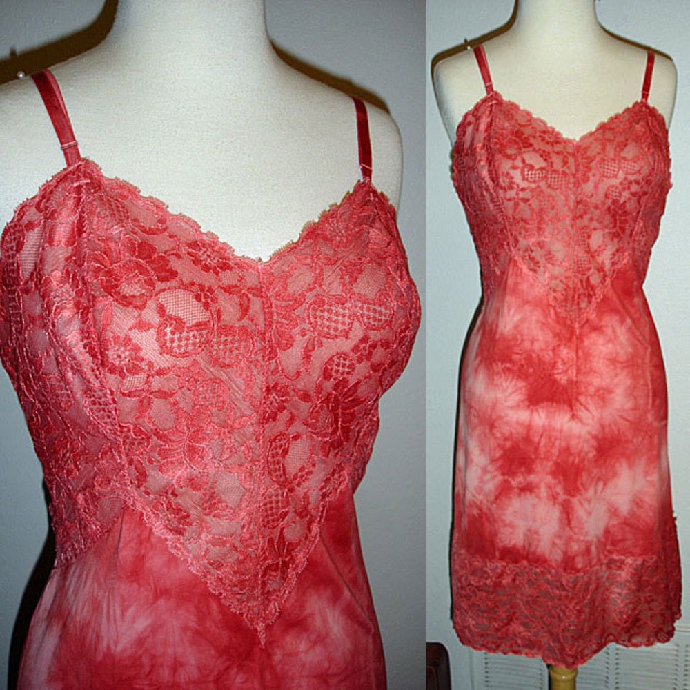 BOHO CHIC - 1960s vintage hand dyed vintage scarlet red slip dress - size 36
