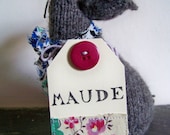 marvelous maude the hand knitted mouse