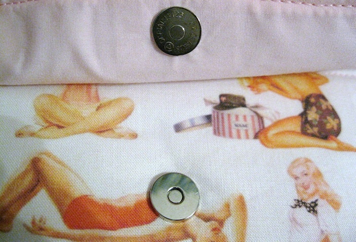 Magnet snap option for any wallets in this shop