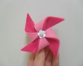 Pink Felt Pinwheel Clip