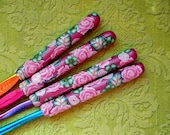 Crochet Hook Set of Four, Polymer Clay, Mauve and Pink Floral, Bates