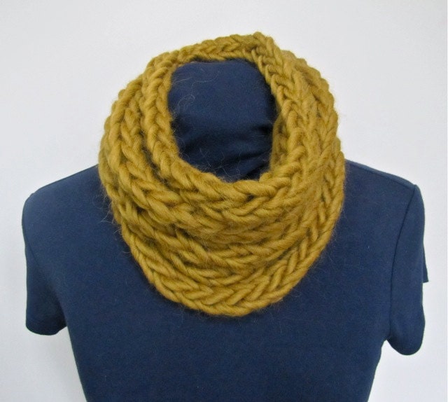nob hill cowl // ochre