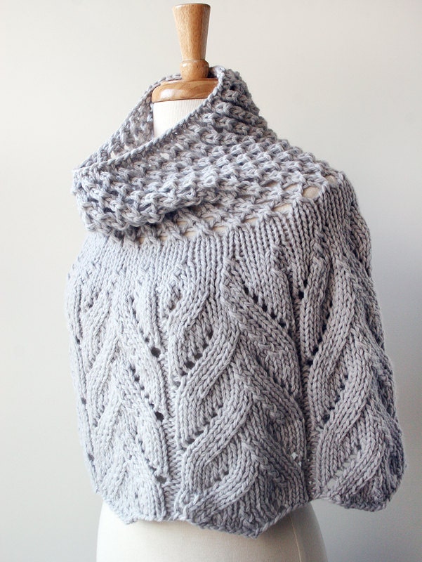 Women's Fashion - Elegant Merino Wool Knit Capelet - Light Grey
