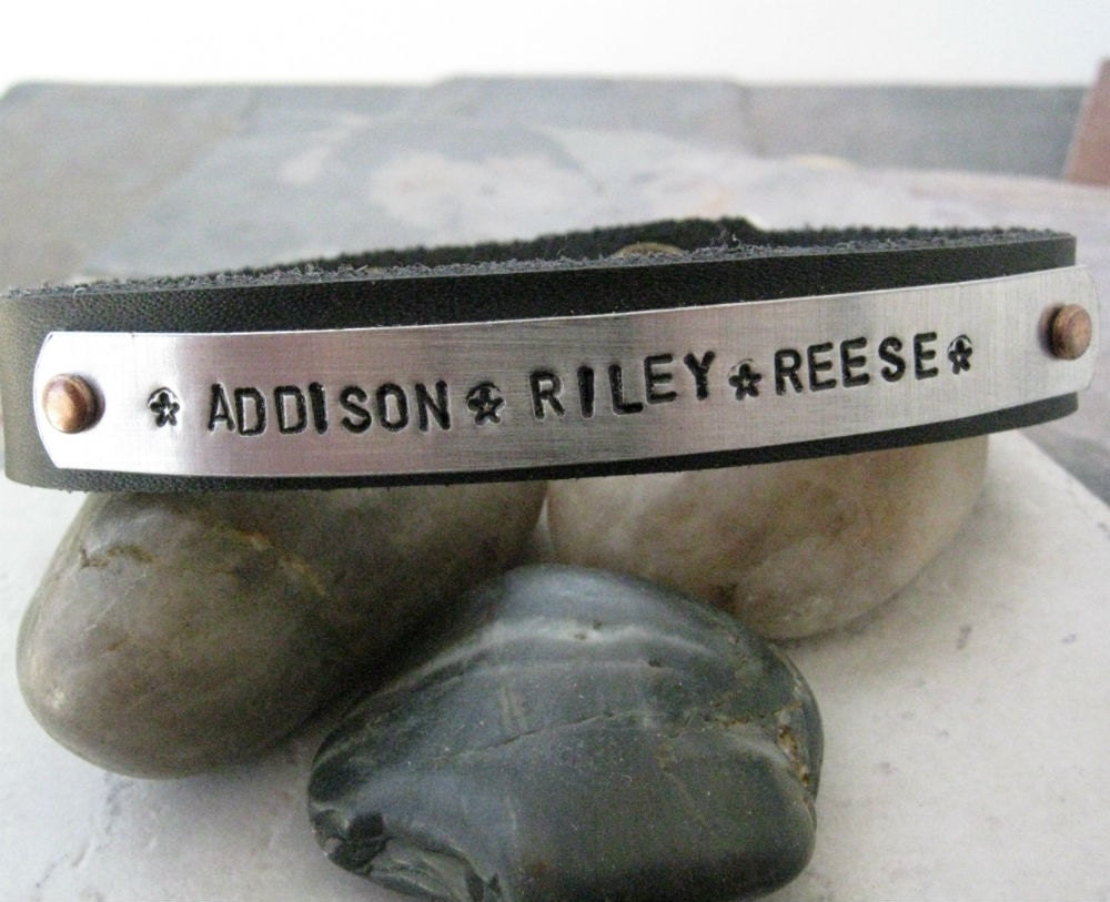 Personalized Fathers Bracelet, Leather Cuff Bracelet, 1/2 inch leather cuff, choose your own cuff color, 25 character max