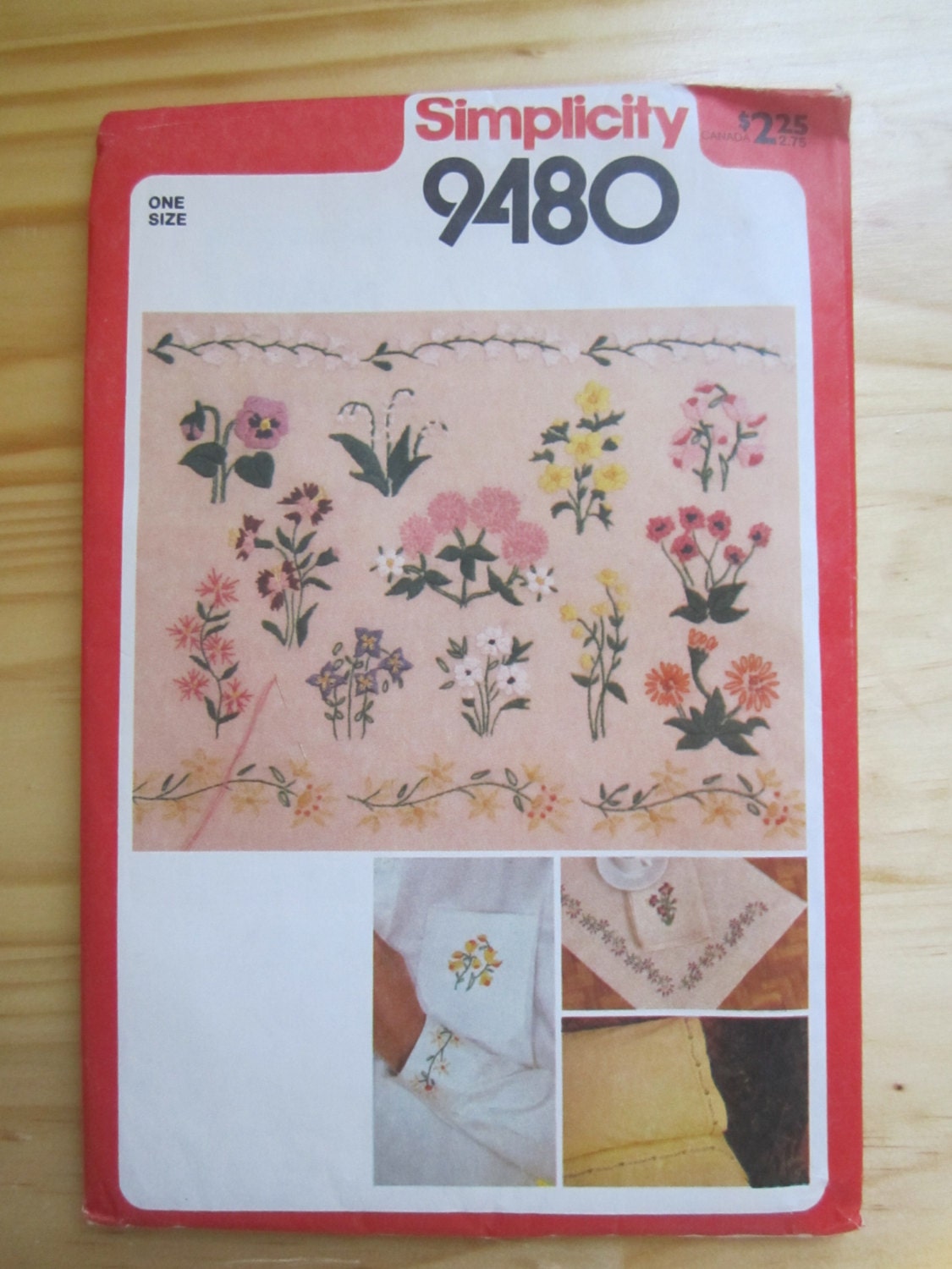 Simplicity 9480 - Floral Embroidery - Vintage Uncut Embroidery Pattern