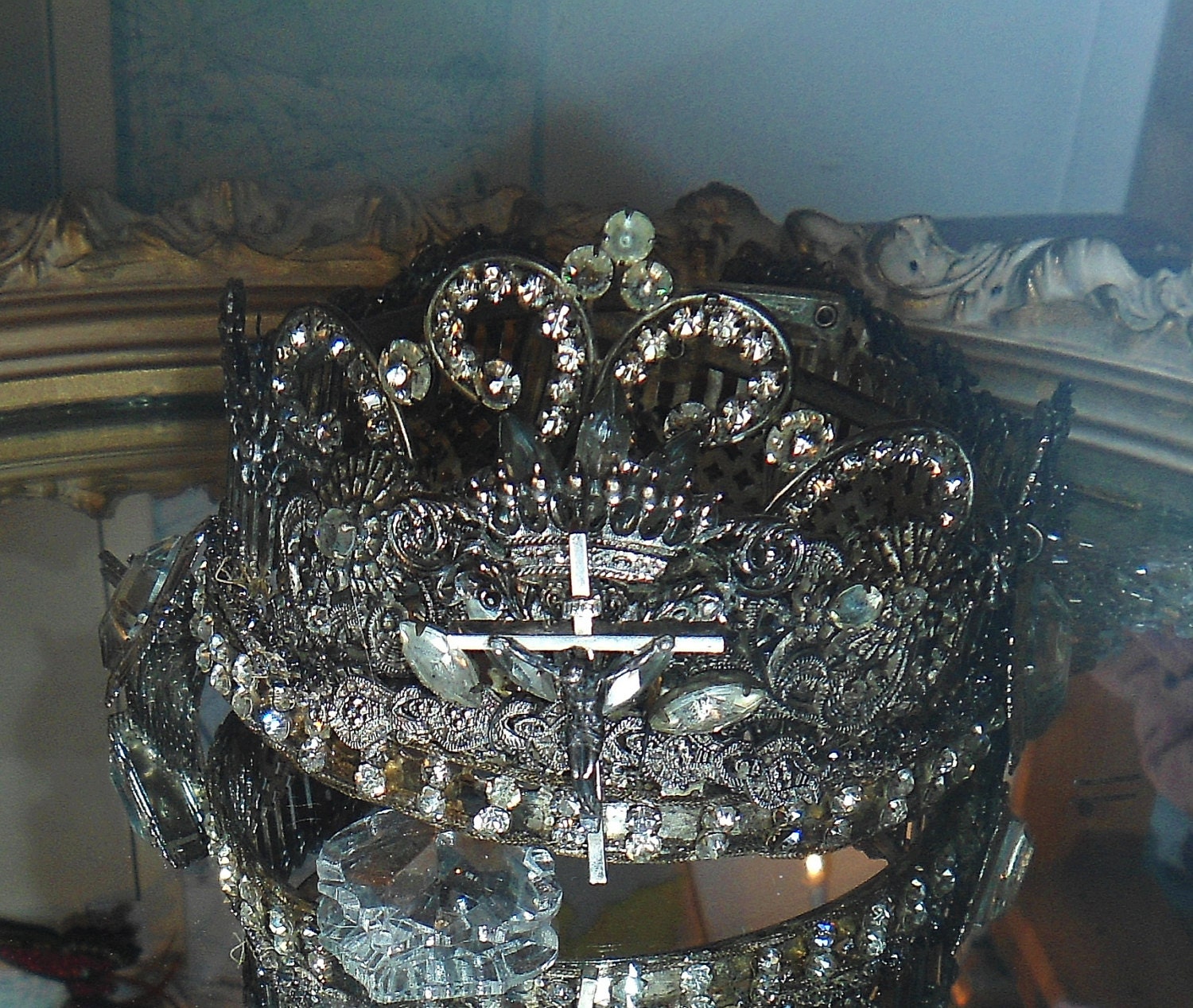 So You Need A Crown To Wear While Vacuuming x Custom Order Crowns x Gold Silver x Lace x Flowers x Rhinestones x Almost any thing