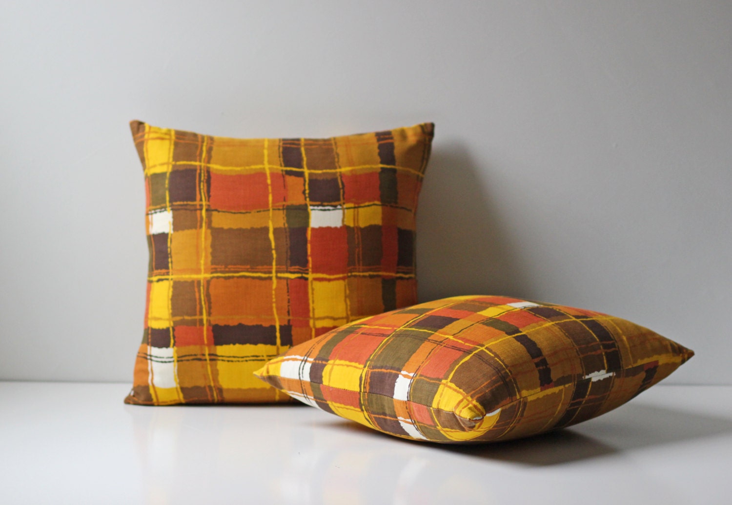 geometric patterned accent pillow, pair
