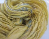 handspun art yarn SUNSHINEY DAY  2.2 oz  66 yds  thick and thin single ply