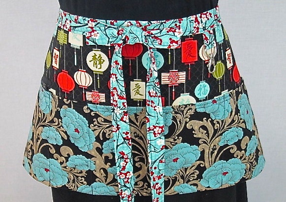 Serenity Zipper/Key Clasp Vendor Apron