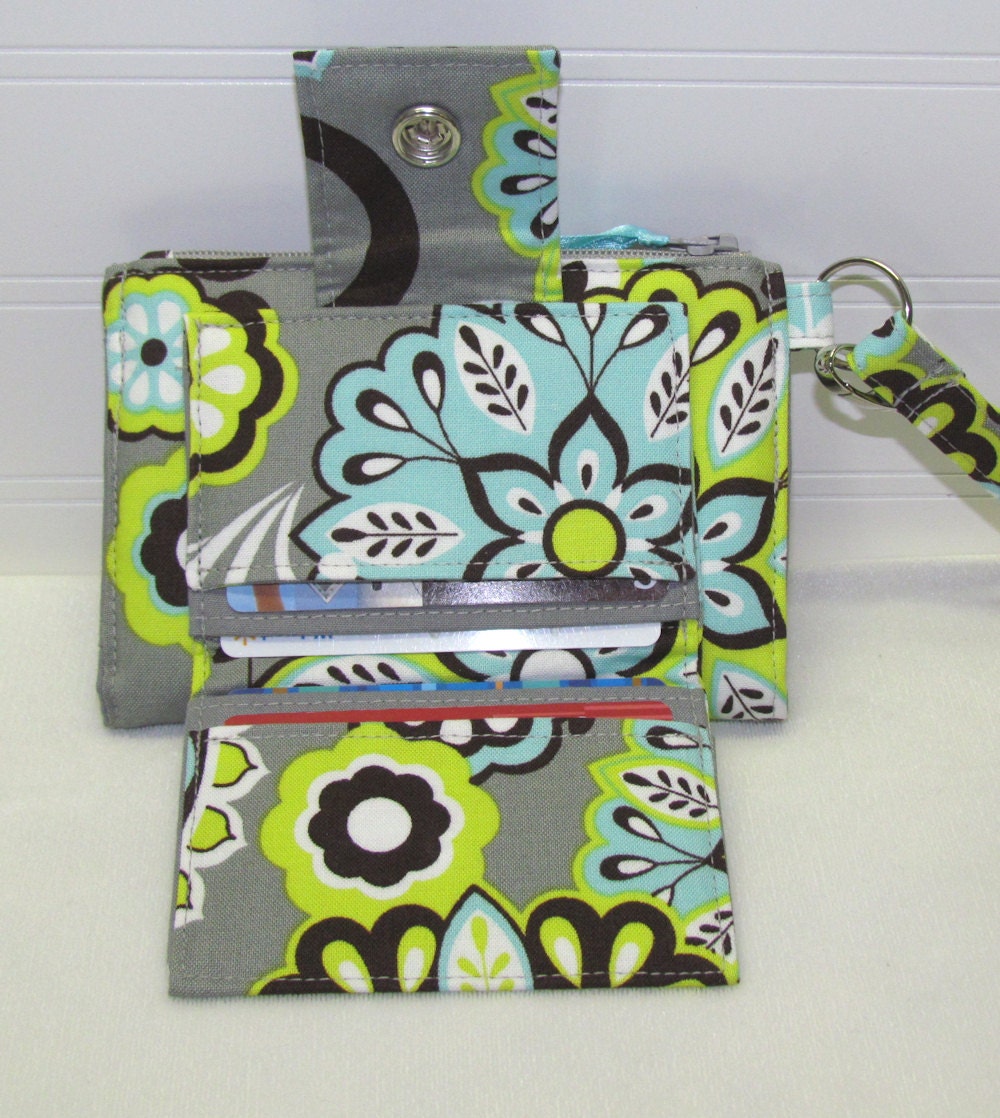 ROOMY TECH Cell Phone Wristlet Case Card Pocket Holder iPhone Wallet Purse / Teal Green Paisley