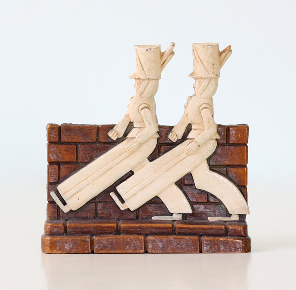 Vintage Soldier Brush Holder - Orna Wood