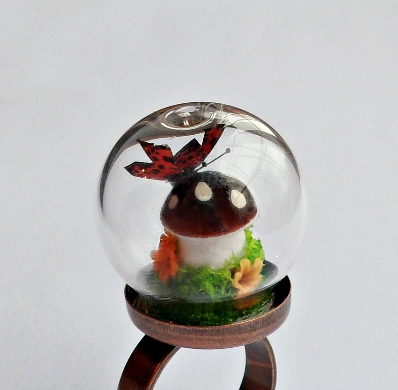Moss Butterfly Mushroom Mini Terrarium Glass Globe Ring