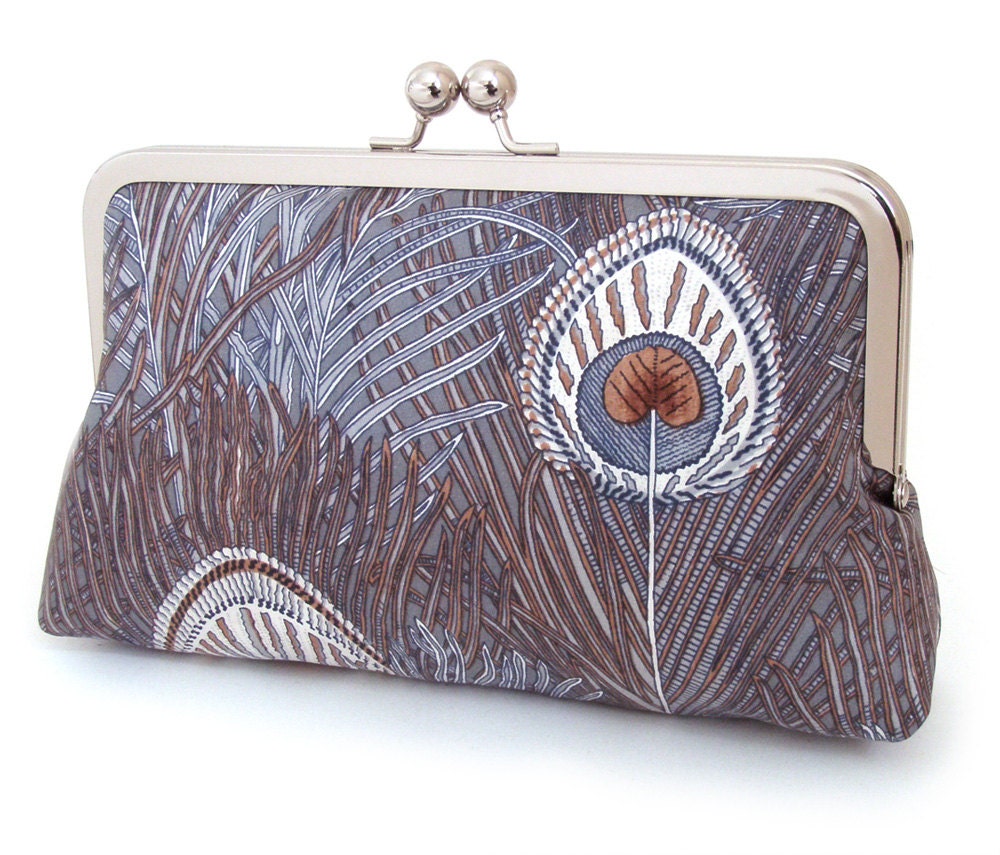 Peacock feathers clutch bag : silk purse, bridal accessory, bridesmaid gift, gift box, peacock wedding