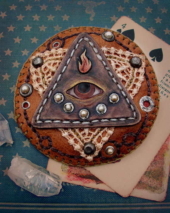 The All-Seeing Eye - Leather & Embroidered Esoteric Brooch