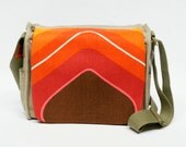 Avis - saddlebag customized with original vintage fabric.