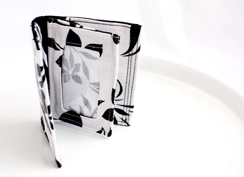 ID Wallet - Black and White Botanical Floral Print - Repurposed Cotton Fabric Credit Card Identification Window Card Holder
