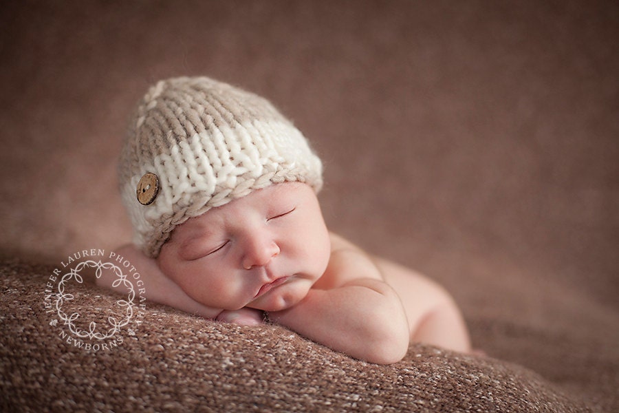 knit newborn baby button hat photography prop
