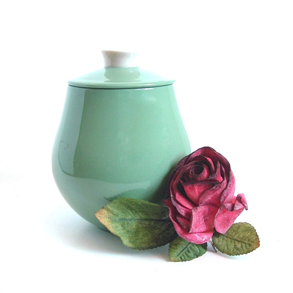 Franciscan Lidded Jar, Small Canister Celadon Green Mid Century Home Decor Vintage Circa 1950s Candy Jar Elegant Lines Mad Men Style
