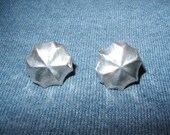 925 Sterling Silver Round Umbrella Cluster Shape Pierced Earrings 5.9 grams