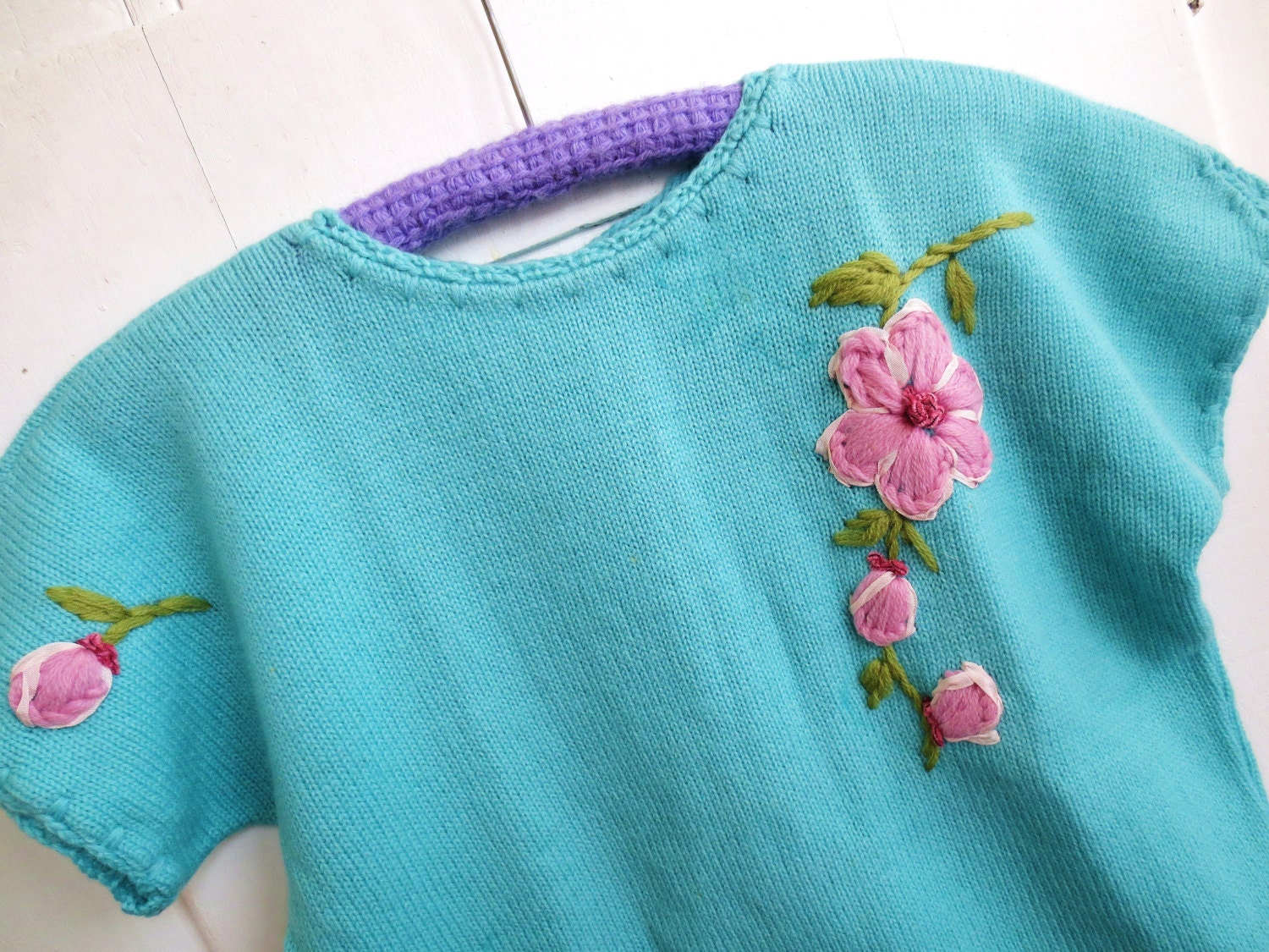 Boho Chic... Vintage Pink Embroidered Flowers Turquoise Short Sleeve Sweater