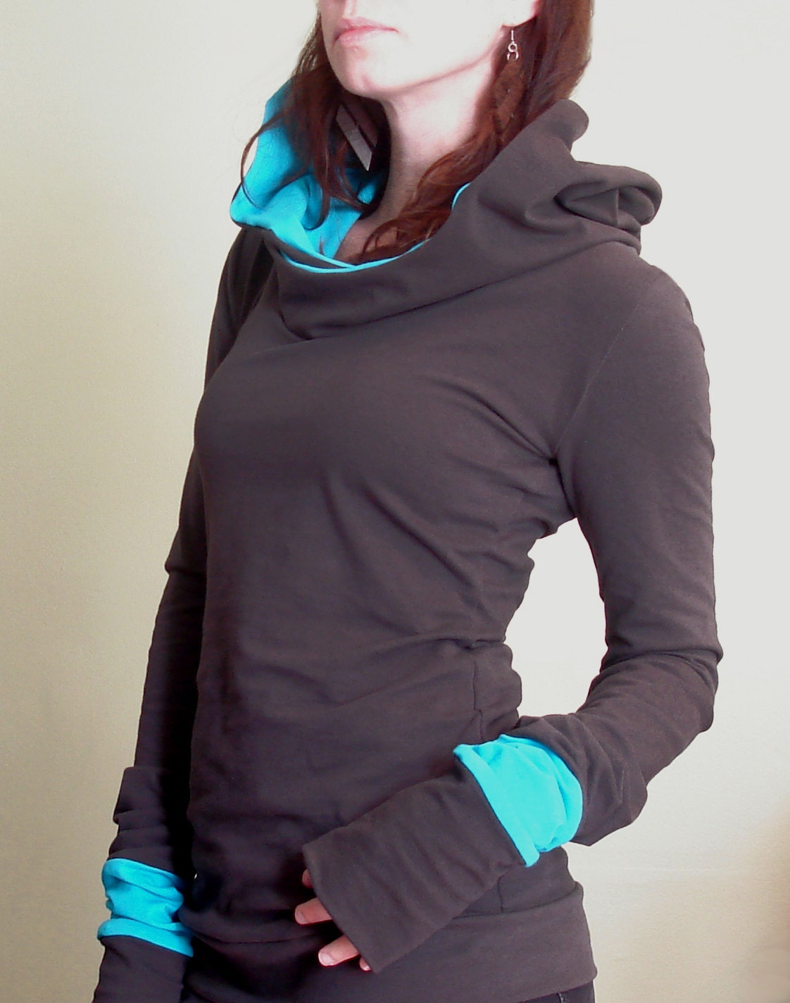 extra long sleeved hooded top Cement Grey with Turquoise Blue