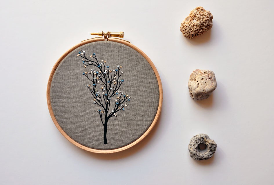 Light Shift II - embroidery hoop art