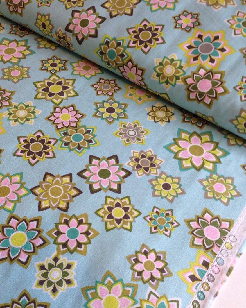 Beechwood Park quilt or craft fabric by Jenean Morrison for Free Spirit- Sun Kissed in Aqua- Fat Quarter