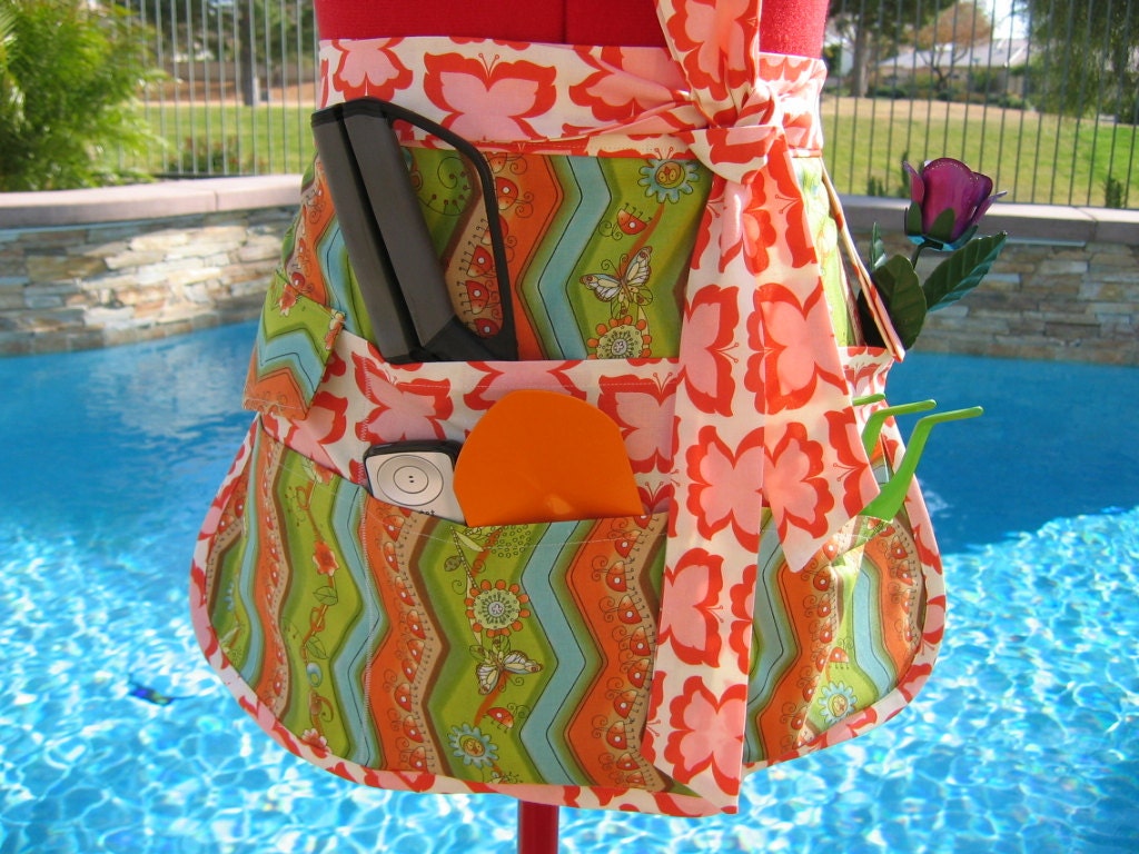 Market Apron / Vendor Apron / Half Apron with 6 Pockets / Money Pocket with Flap and Velcro / Tree Huggers