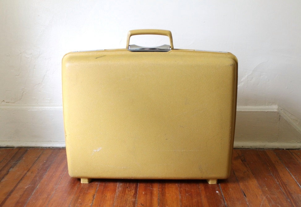 Vintage Samsonite. Yellow Luggage.
