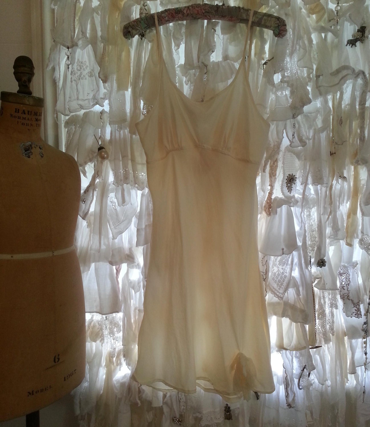 ON SALE.....Silk Short Cream Slip