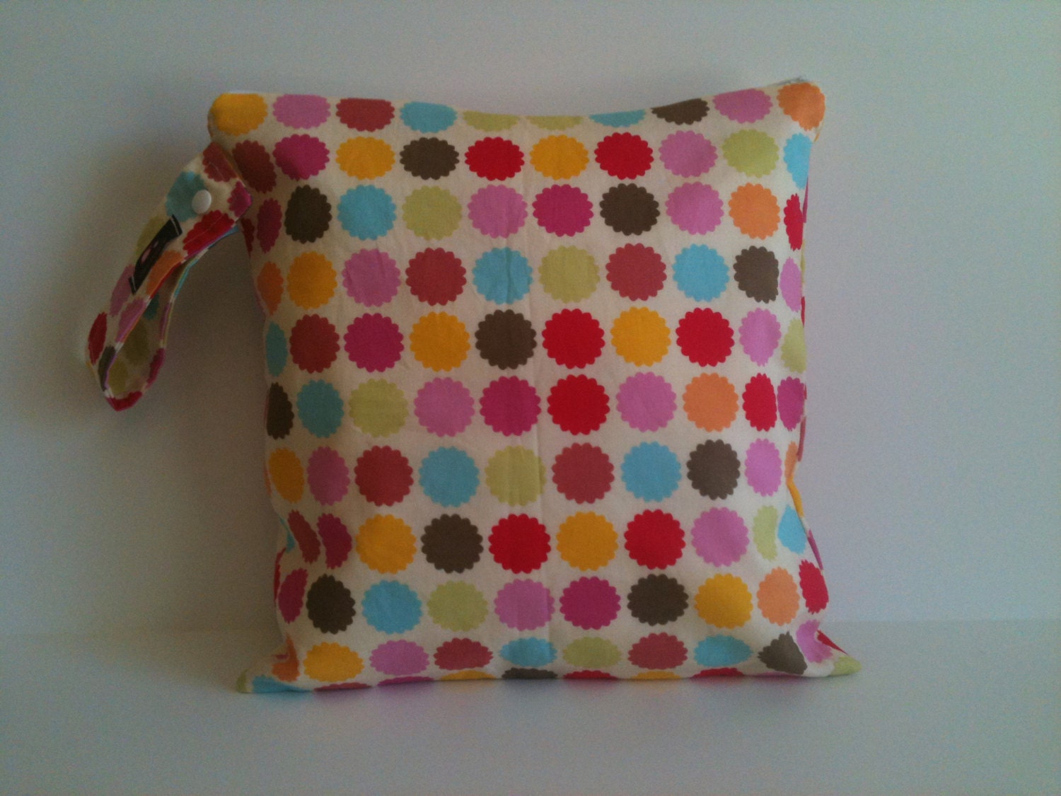 Wet Bag-Large Waterproof Wet Bag- 12.5 x 12.5- Snap Handle and Zipper- Starburst Circles