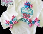 Little Sister Cupcake Personalized bodysuit and hat ser for baby girls -Custom Order- Short sleeves hot pink turquoise Polka Dot Bows