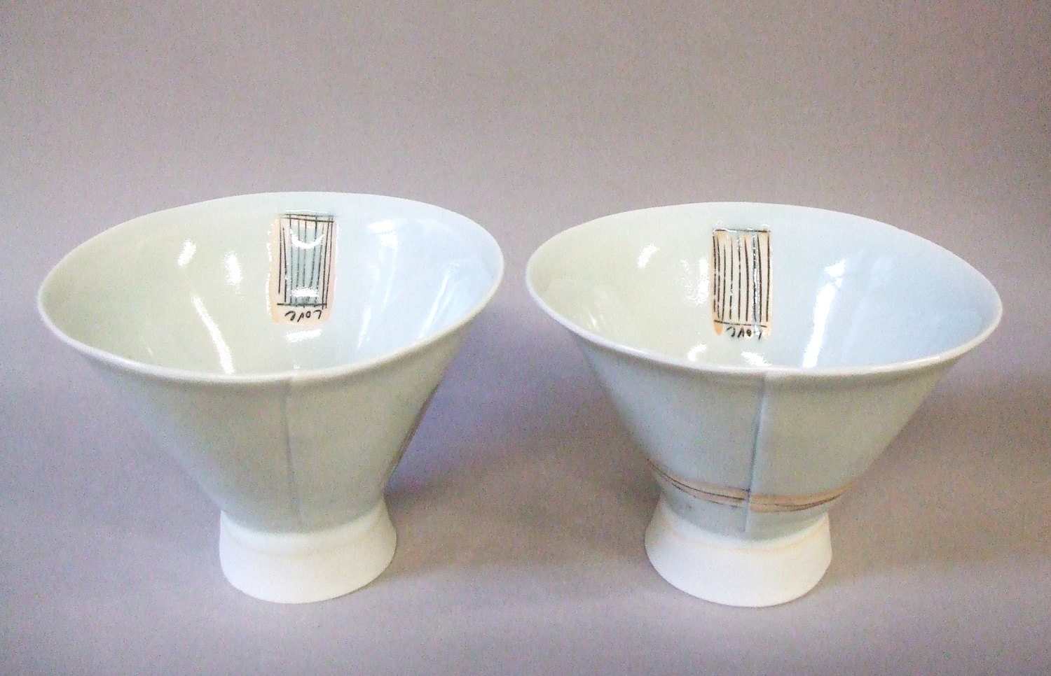 2 porcelain bowls