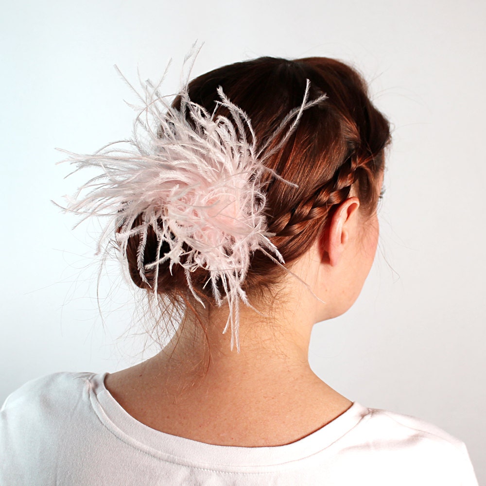 Pale pink ostrich puff hair clip - feather hair clip - pale pink hair clip