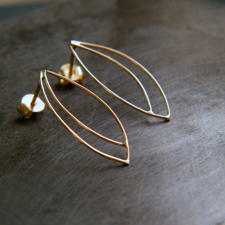 Solid 14k Gold Earrings, Solid 14k Gold Post Earrings, Marquise Earrings, Leaves Earrings, Yellow Gold Earrings