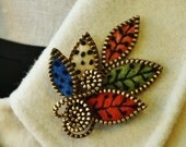 Felt and zipper multi leaf brooch