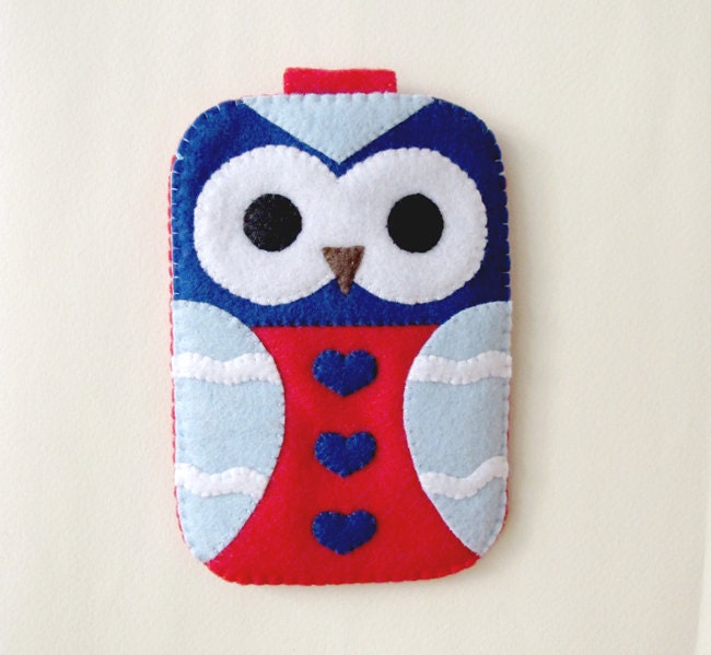 Nautical Summer Red Owl Blue Hearts Owl iPhone Camera Cell Phone Gadget Cute Case with closure