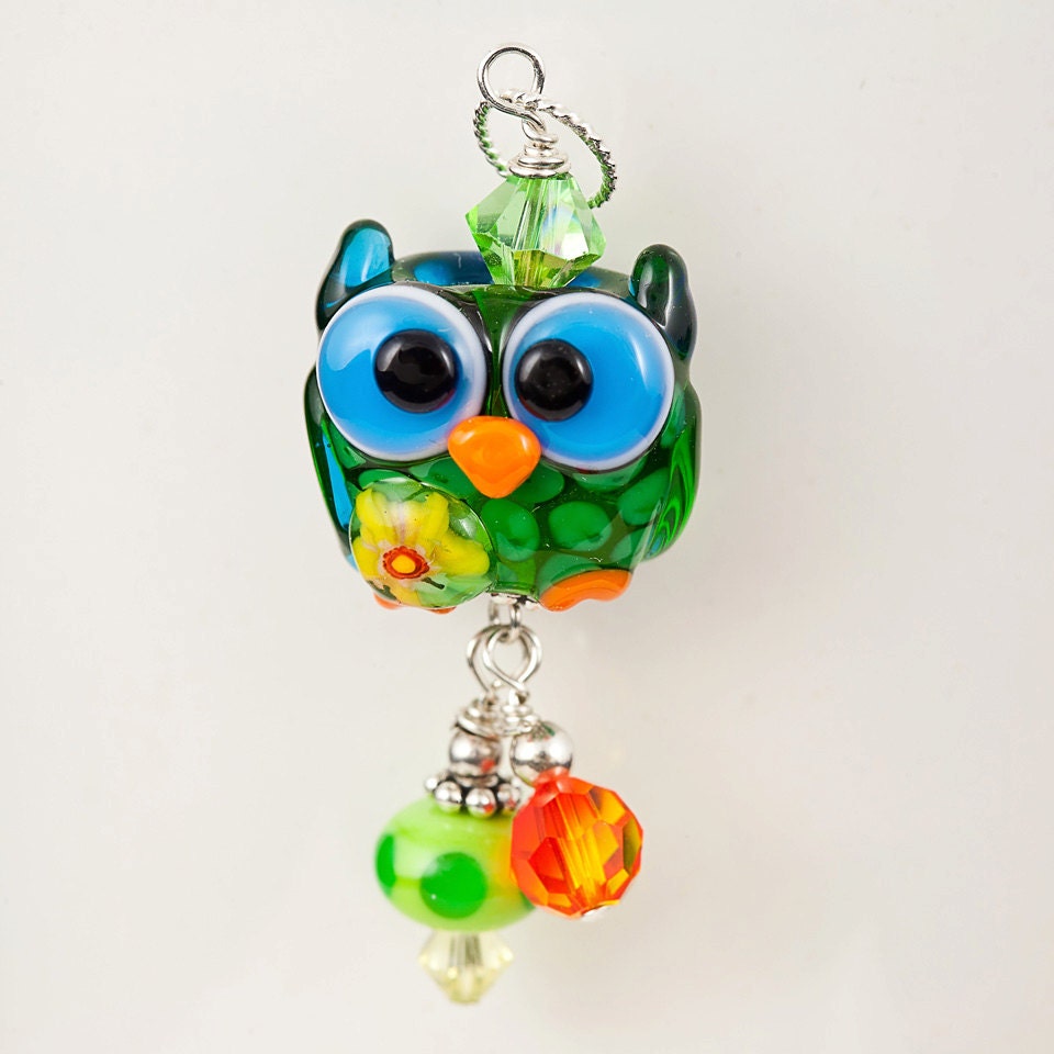 Green Spring Owl Lampwork Glass Bead Pendant