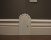 Mouse door for interior decor.