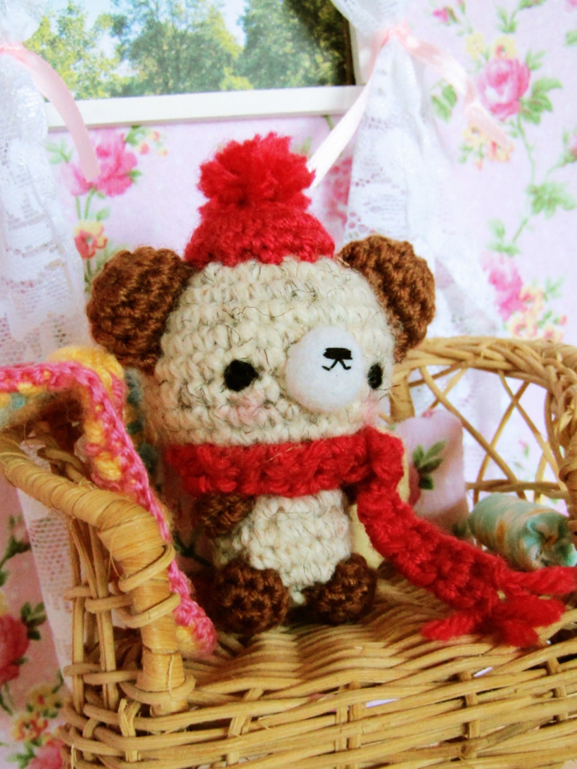 Amigurumi Crochet Bear - Sweet friends - Beige and Brown with winter hat and scarf