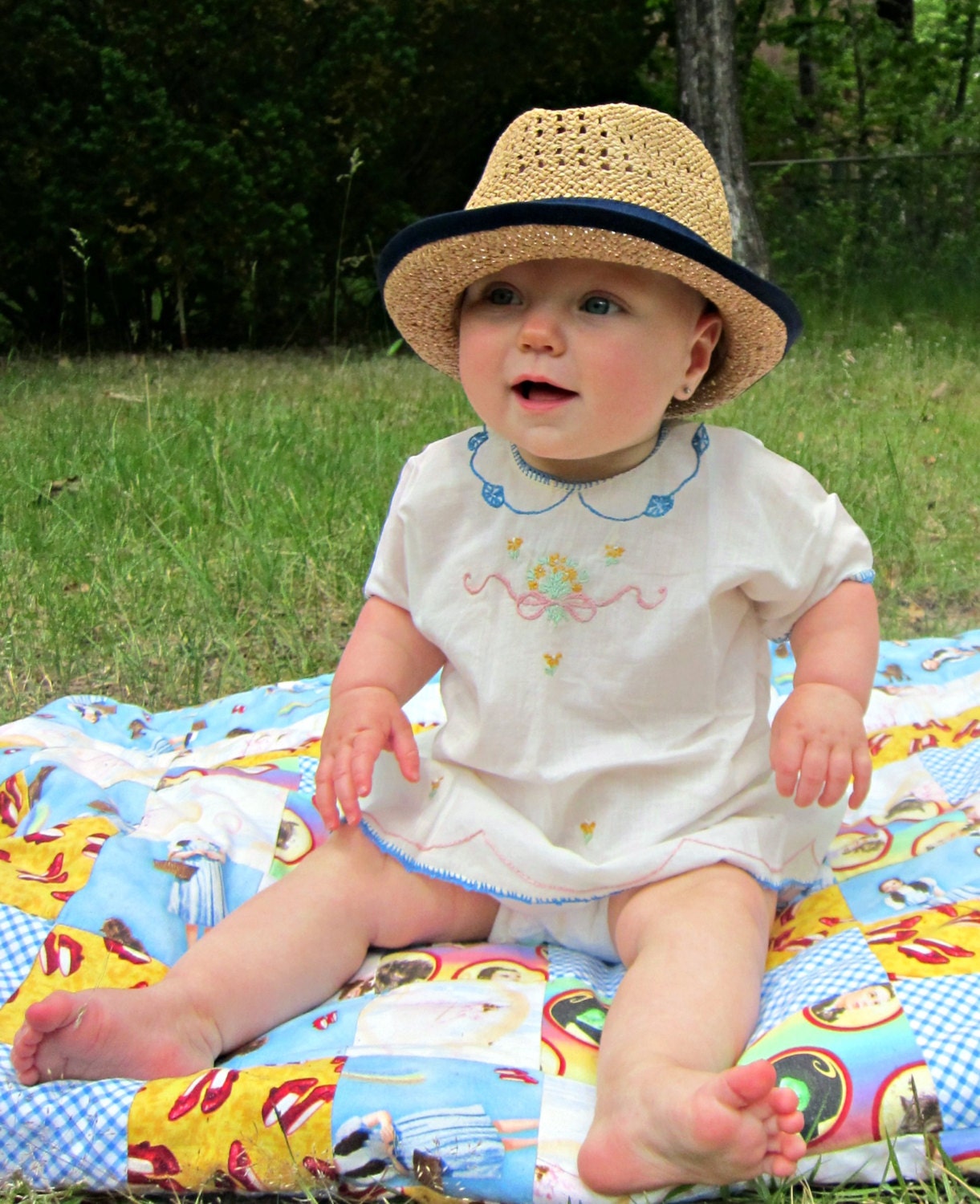 Vintage Baby Girl Dress - White Shift with Floral Embroidery - 6-12 Months