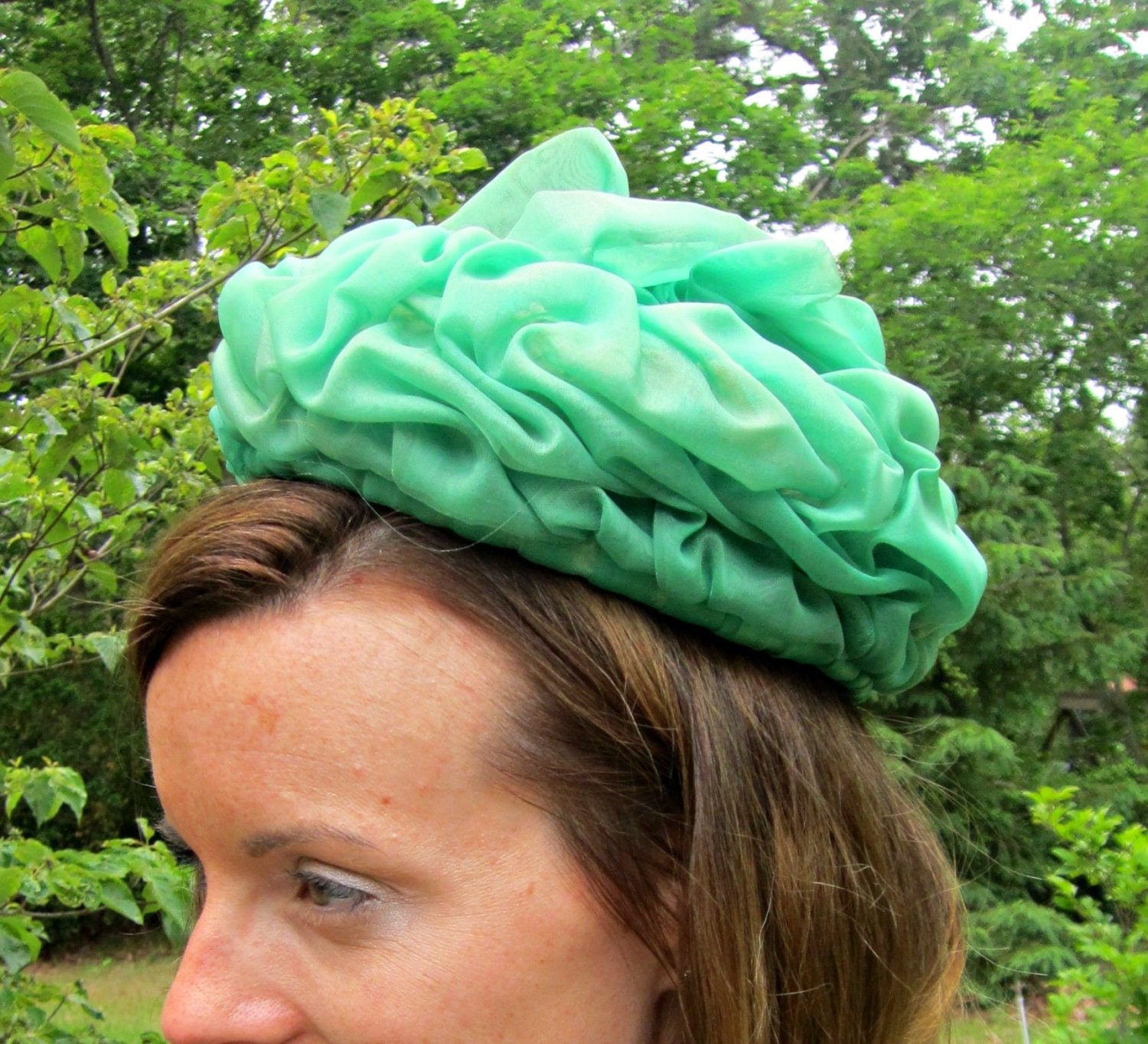 Vintage Hat - Mint Green Layered / Ruffled