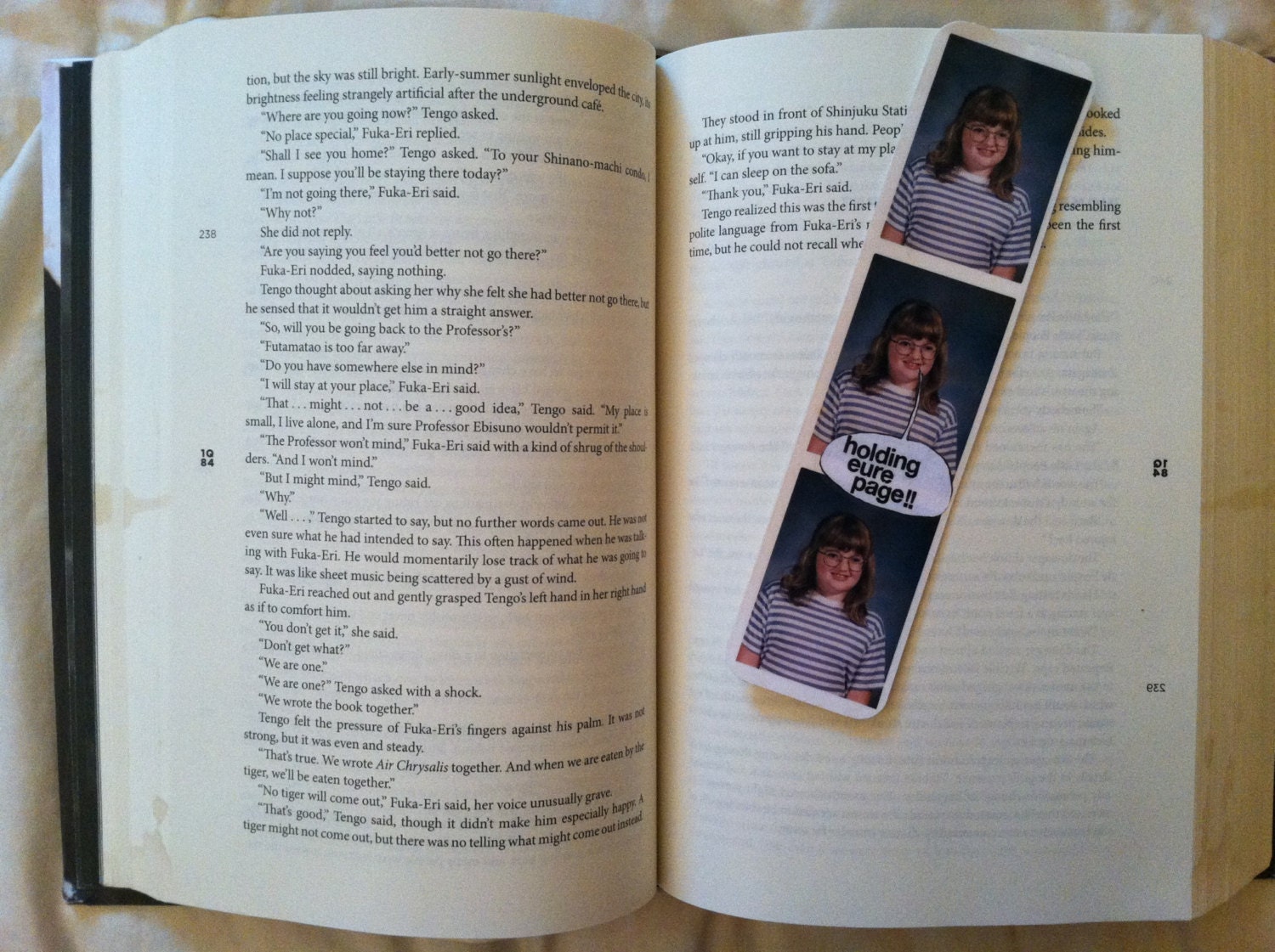 A "Holding eure page" bookmark