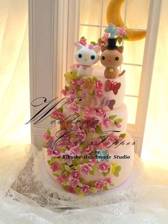 lovley kitty and cat bride and groom wedding cake topper