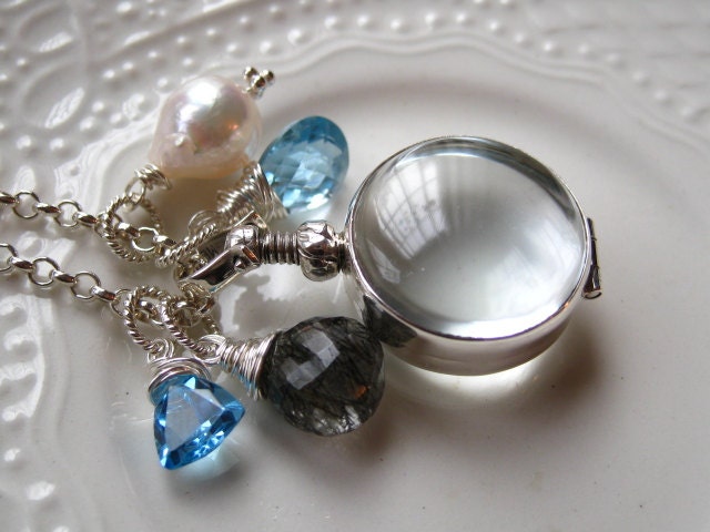 Glass Locket-Memory Locket-Keepsake Locket-The Looking Glass