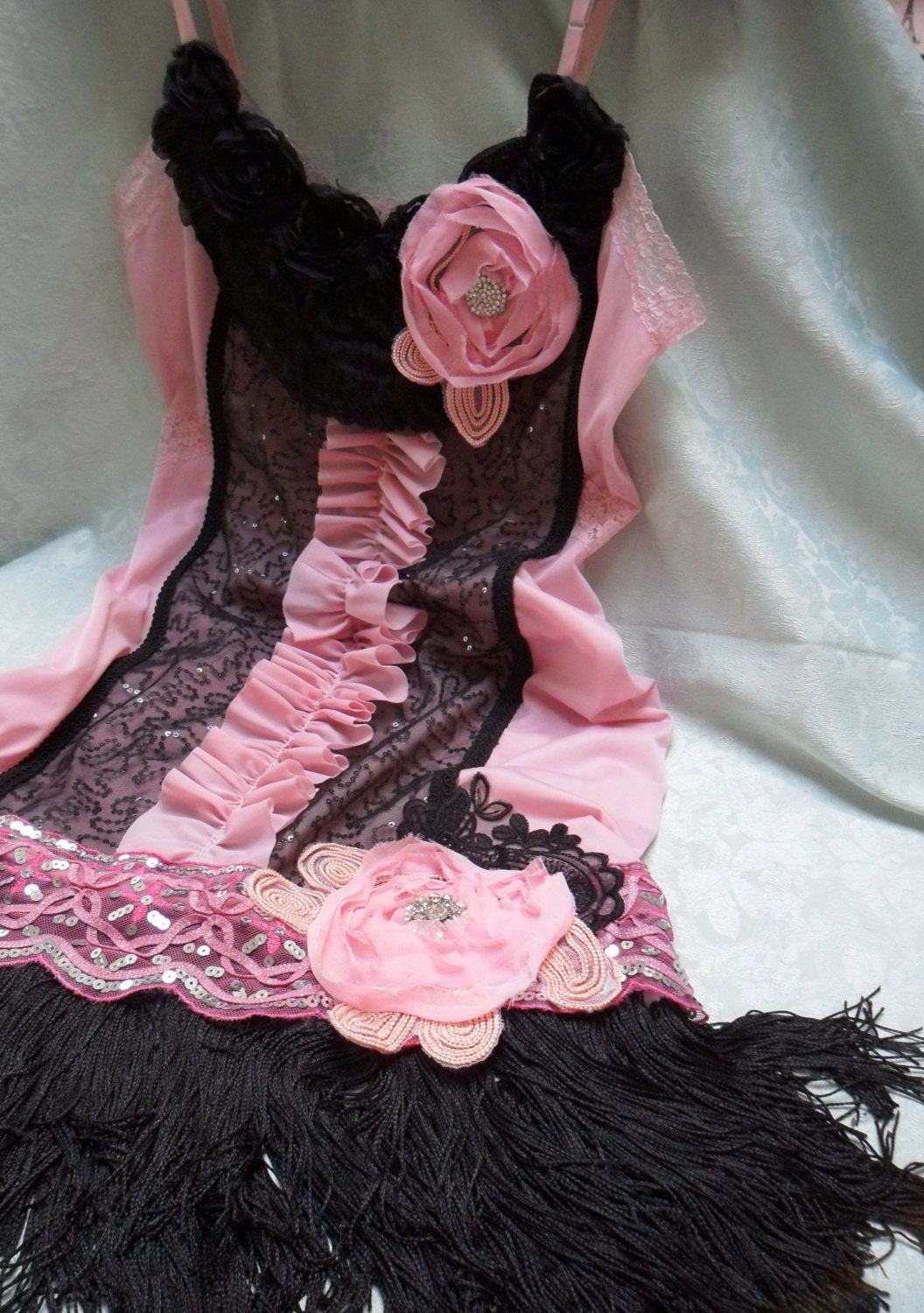 FLAPPER Great Gatsby 1920s Speakeasy Jazz Age Roaring 20s - Vintage Slip Make Over - Black and Warm Pink